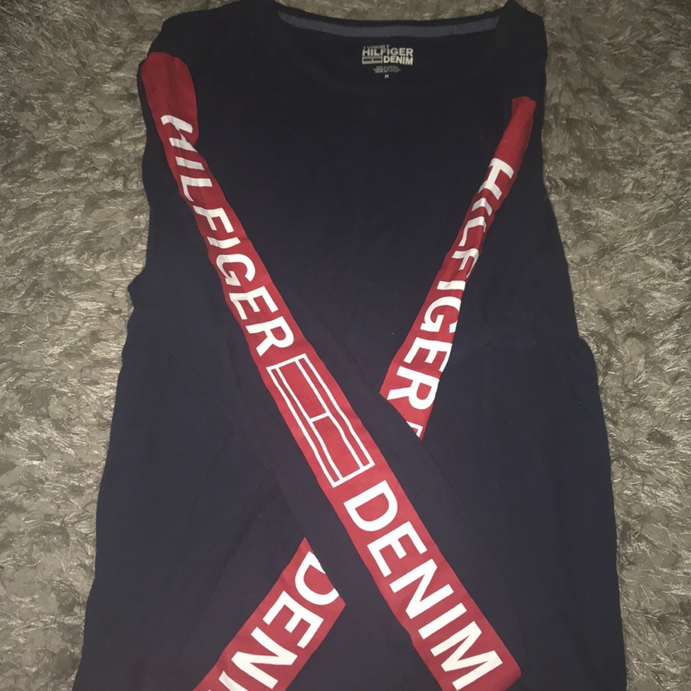 Tommy hilfiger long sleeve shirt 🔥